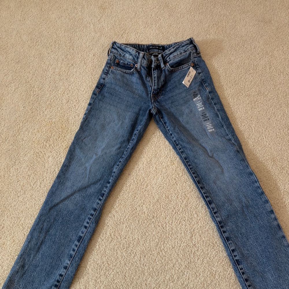 Aeropostale Women's Straight Leg Blue Jeans